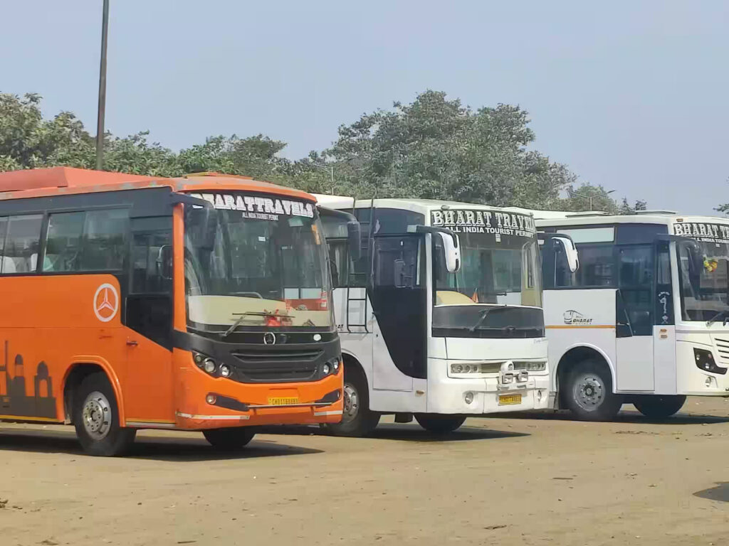 9 seater tempo traveller in Chandigarh
